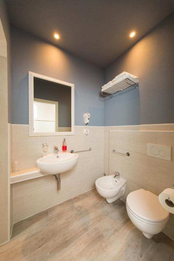 Hotel Trieste Cesena Ruang foto