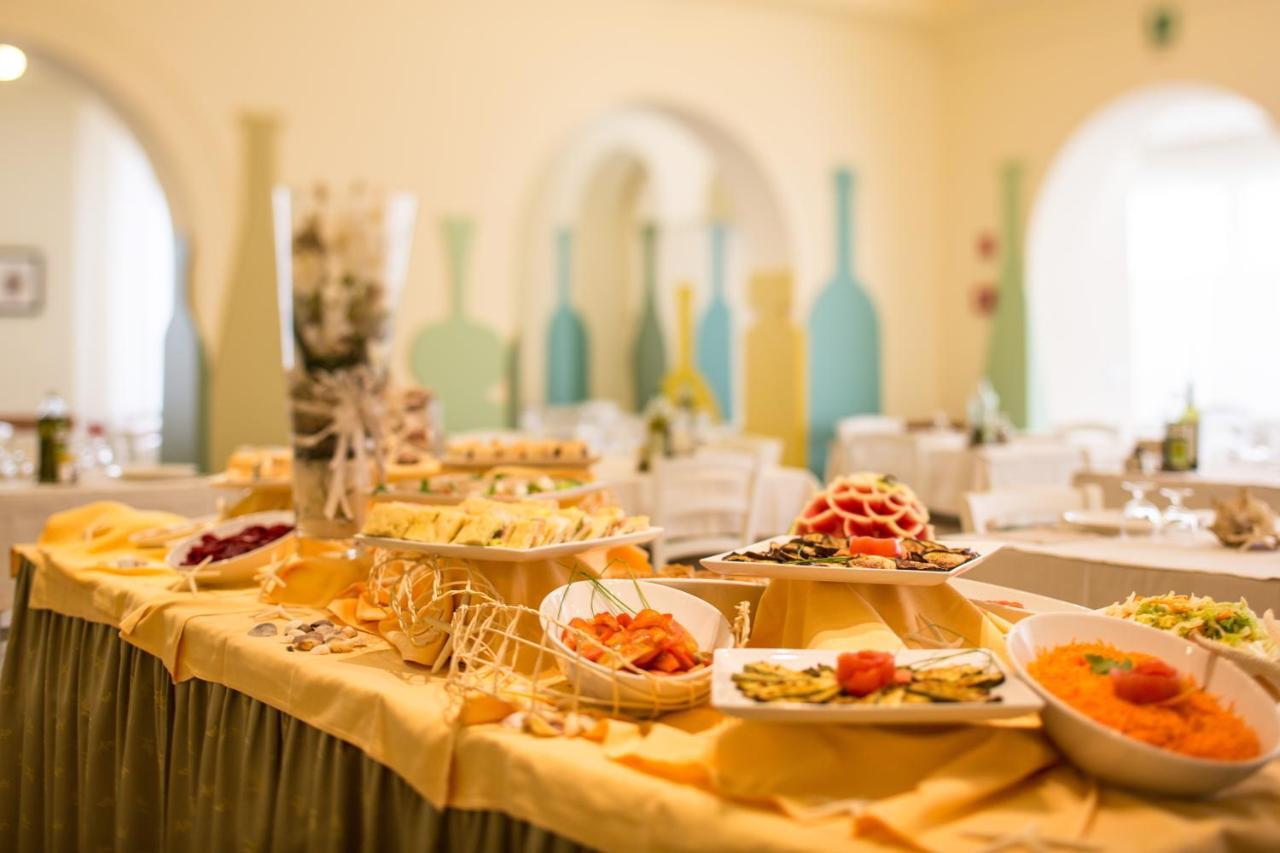 Hotel Trieste Cesena Bagian luar foto