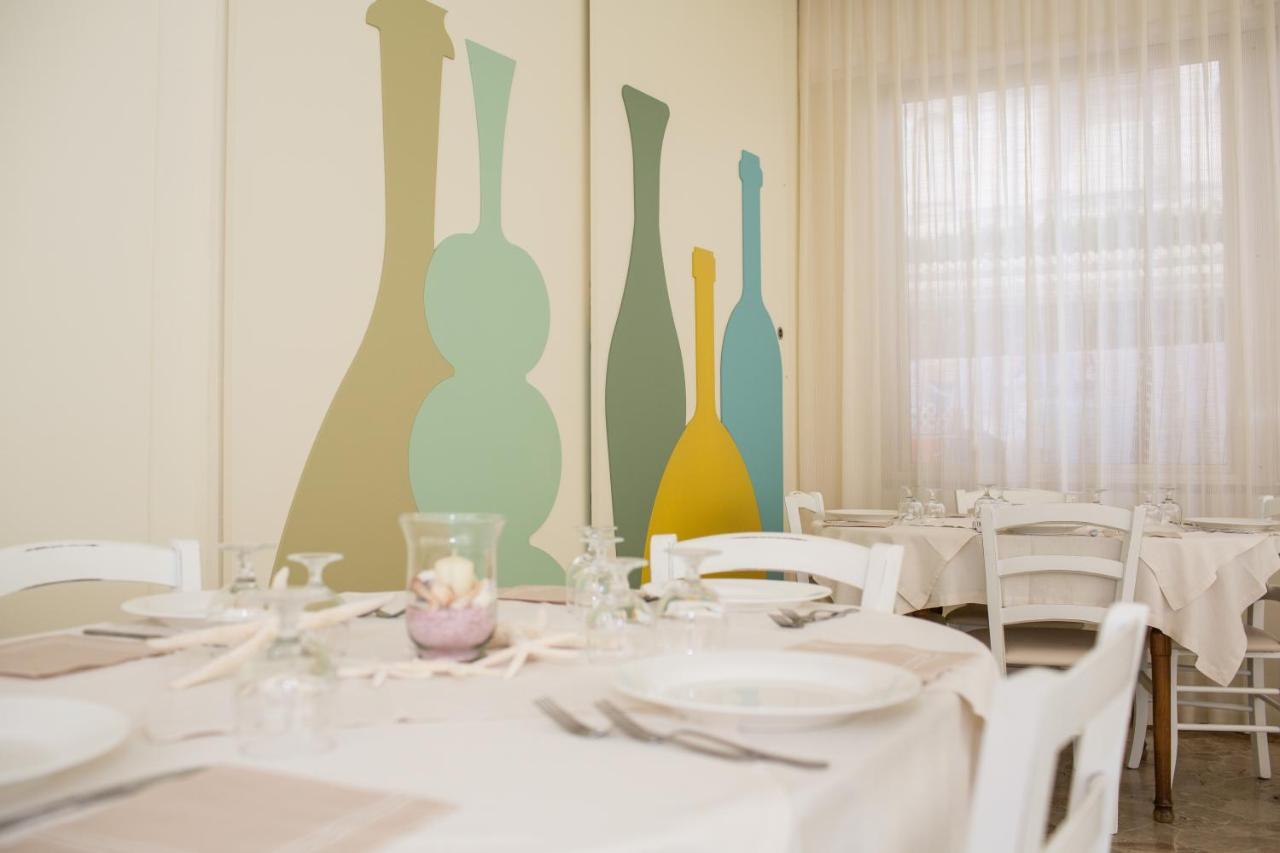 Hotel Trieste Cesena Bagian luar foto