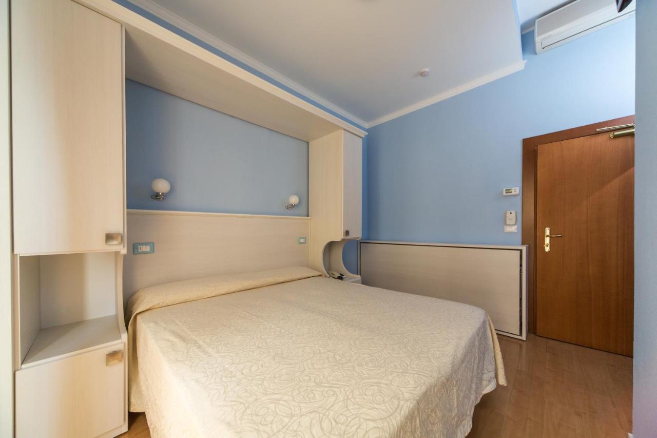 Hotel Trieste Cesena Ruang foto