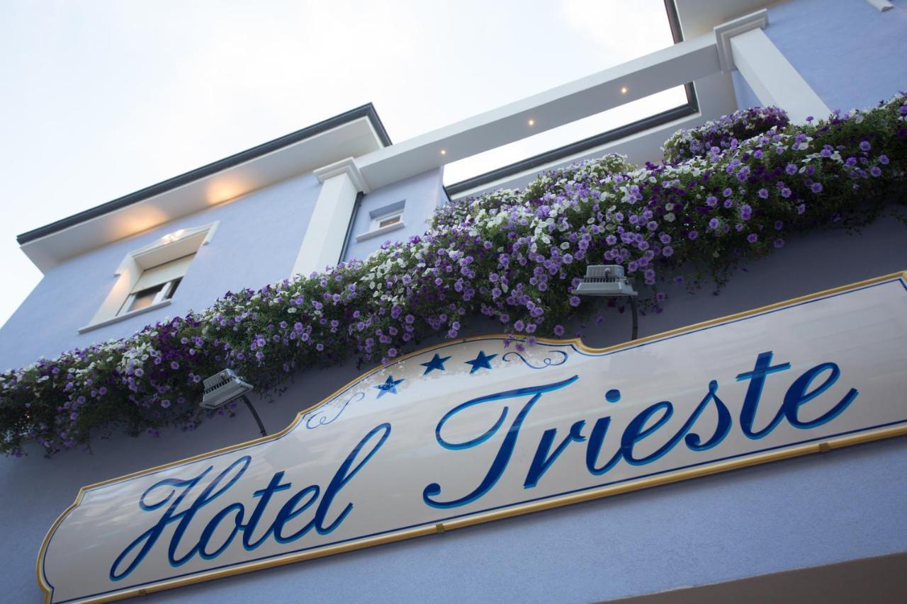 Hotel Trieste Cesena Bagian luar foto